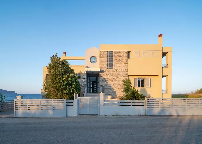 Ground Floor By The Sea 아파트